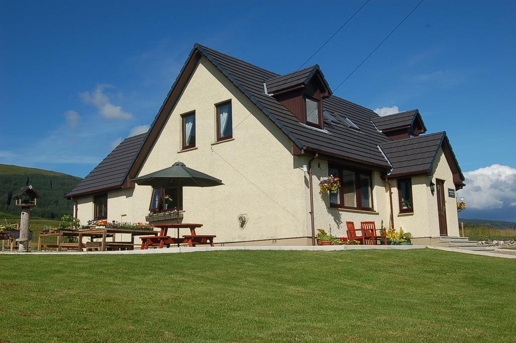 Ardarroch Cottage B&B Fassfern Екстериор снимка